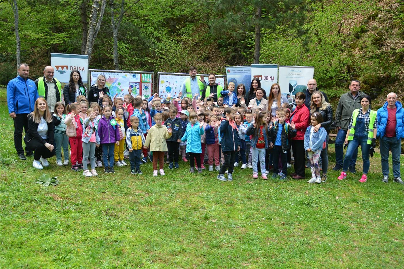 Veliki broj građana učestvovao u ekološkoj akciji: Očišćeni grad i šetalište prema Crnom Guberu