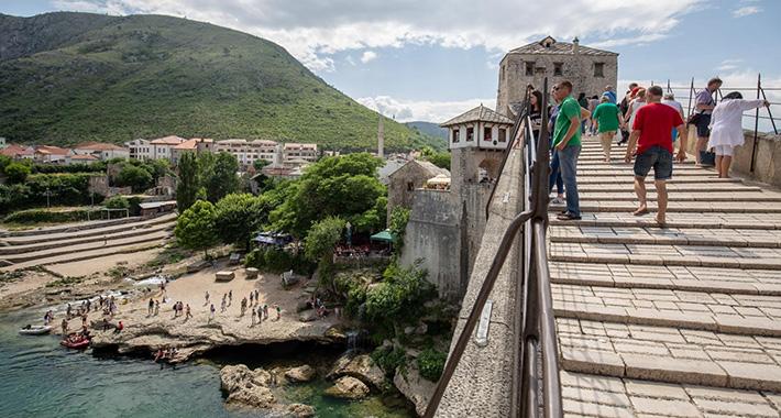 Prvog dana vikenda u Bosni i Hercegovini očekuje se malo do umjereno oblačno i sunčano vrijeme - Avaz