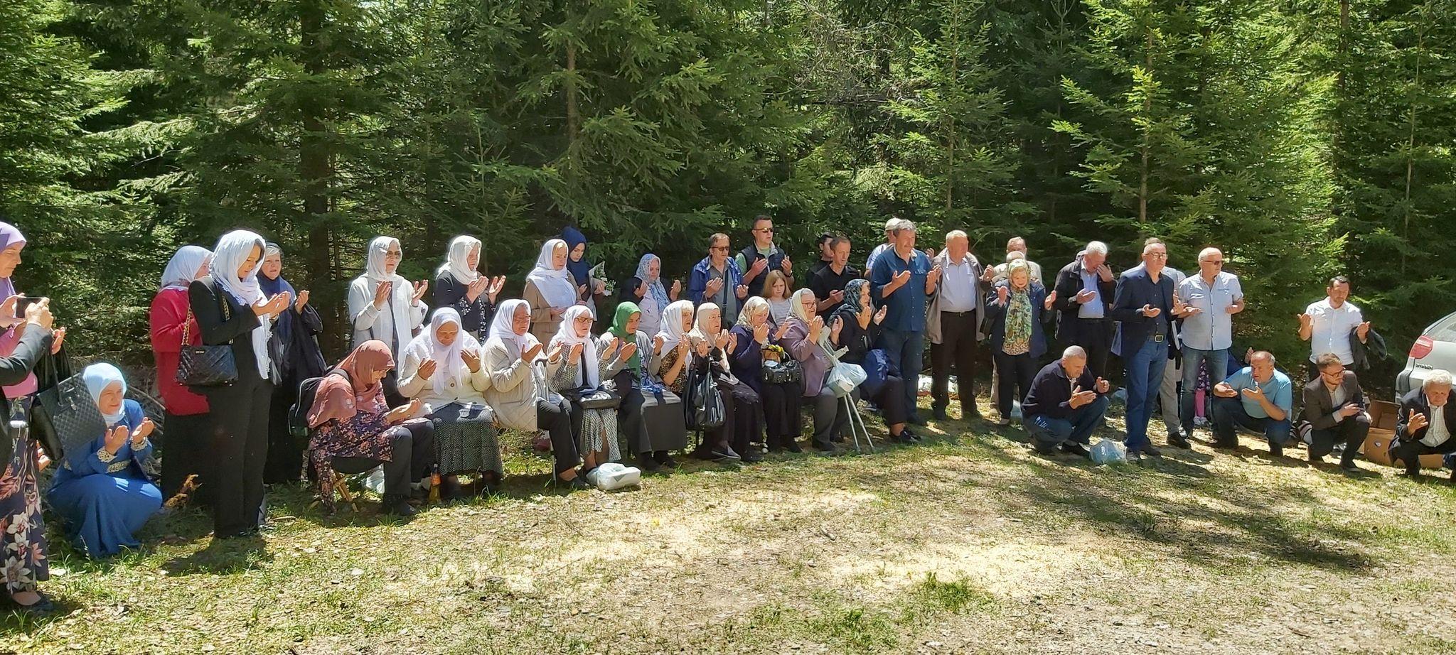 Obilježena 30. godišnjica zločina nad Bošnjacima Čajniča - Avaz