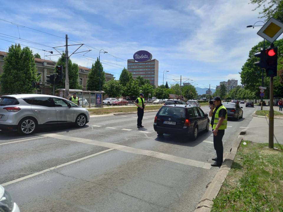 Policija na mjestu nesreće - Avaz