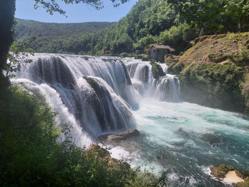 Štrbački buk - Avaz