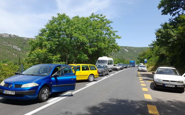 Zbog radova na dionici Buna-Počitelj, svaki dan osim nedjelje i praznika na snazi su dnevne periodične obustave saobraćaja - Avaz