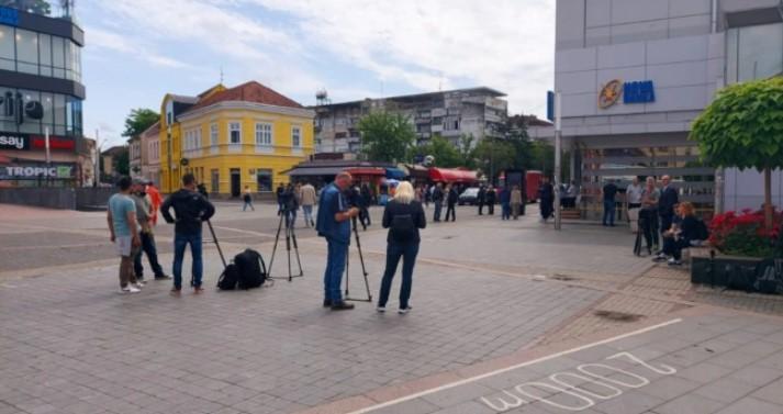 Bez okupljenih na proslavi rođendana Orbana i Mitrovića - Avaz