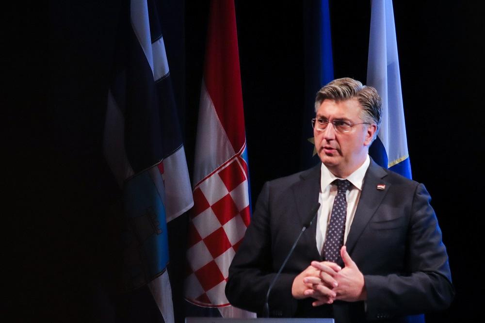 Plenković: Ne znam ništa o mogućnosti da je Armija RBiH ubijala izbjeglice u Oluji