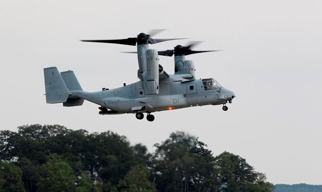 Osprey avion s nagibnim motorom leti u zračnom postrojenju marinaca u bazi marinaca u Kvantiku - Avaz