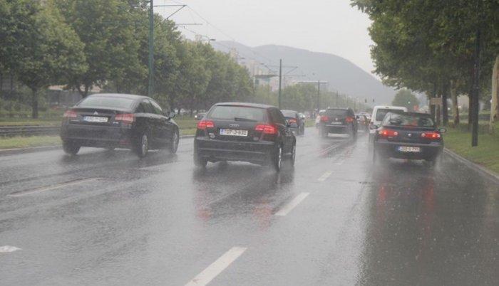 Prilagoditi vožnju trenutnim uvjetima - Avaz