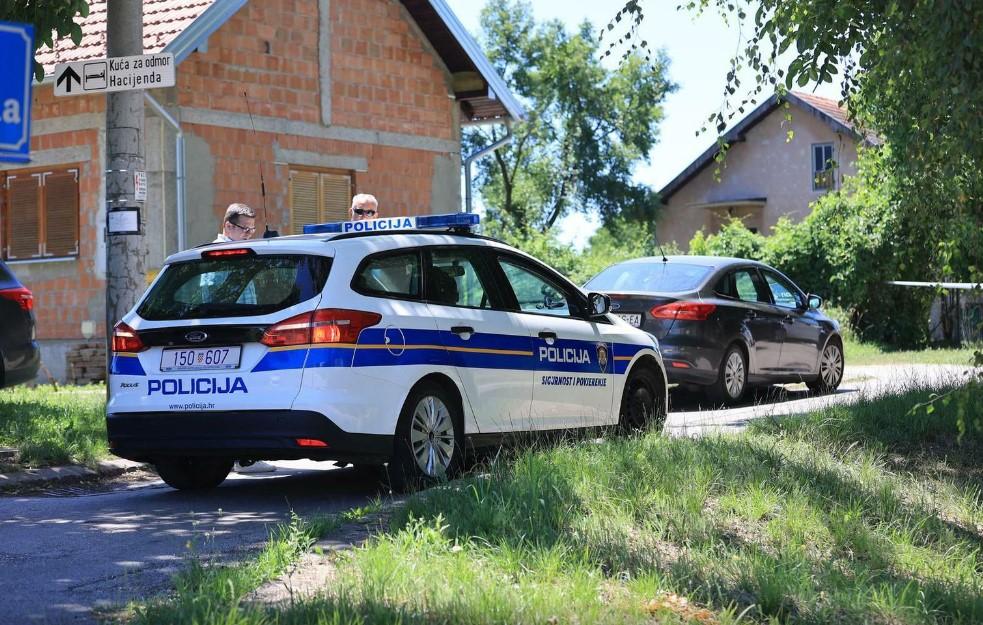 Policija na mjestu događaja u Vukovaru - Avaz