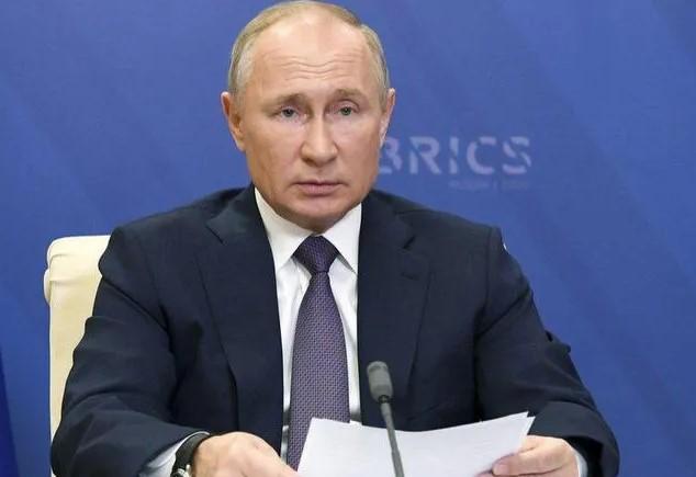 Putin: Ukinite sankcije i isporučit ćemo 50 tona žitarica