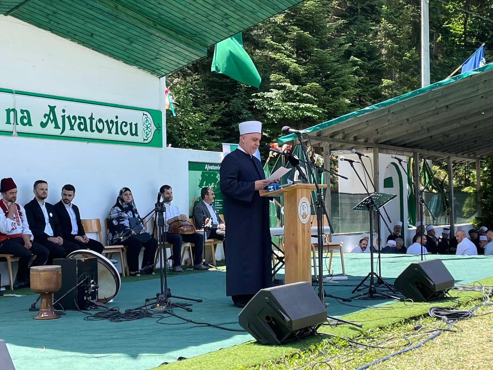 Reisul-ulema Husein ef. Kavazović na Ajvatovici: Slobodu i jedinstvo moramo sačuvati