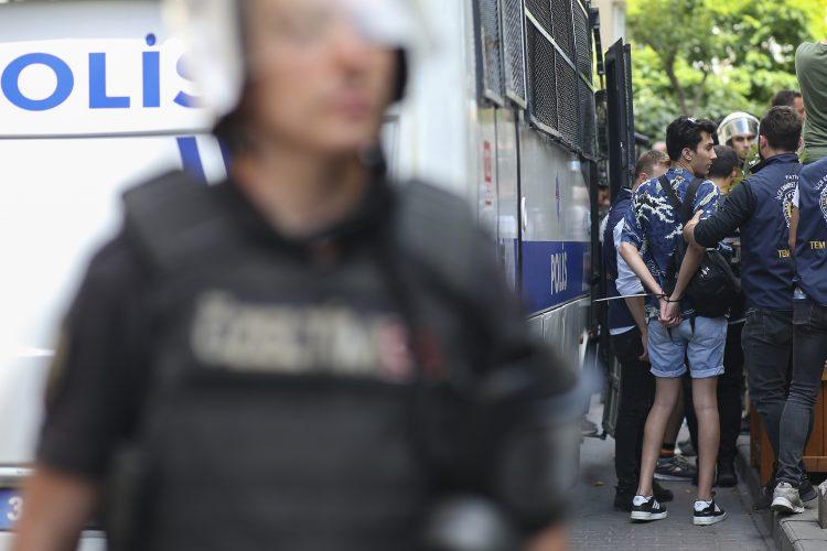 Turska policija zabranila održavanje Povorke ponosa
