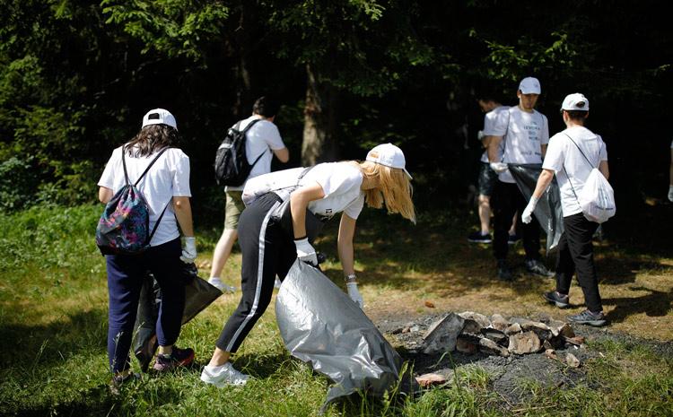 Akcijom čišćenja na Igmanu završen Coca-Colin ovogodišnji projekat Od izvora do mora