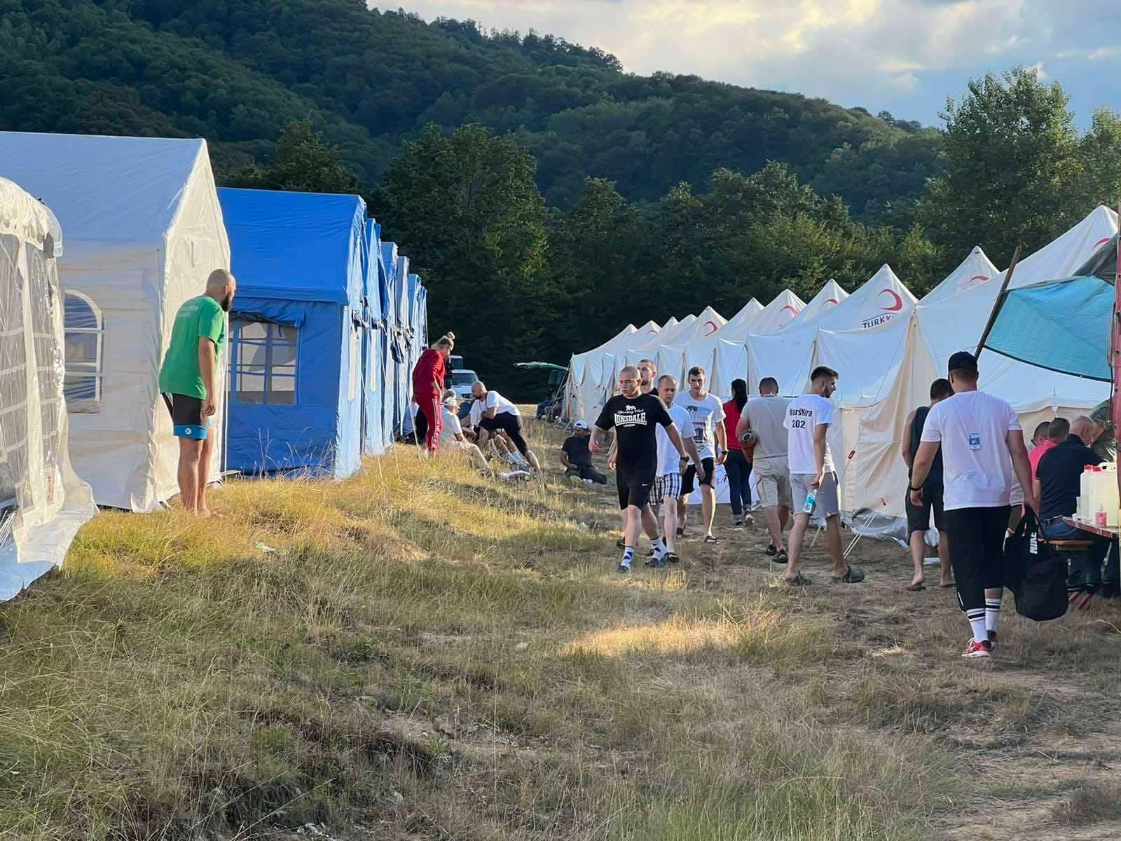 Učesnici "Marša mira" stigli u kamp Mravinjci - Avaz