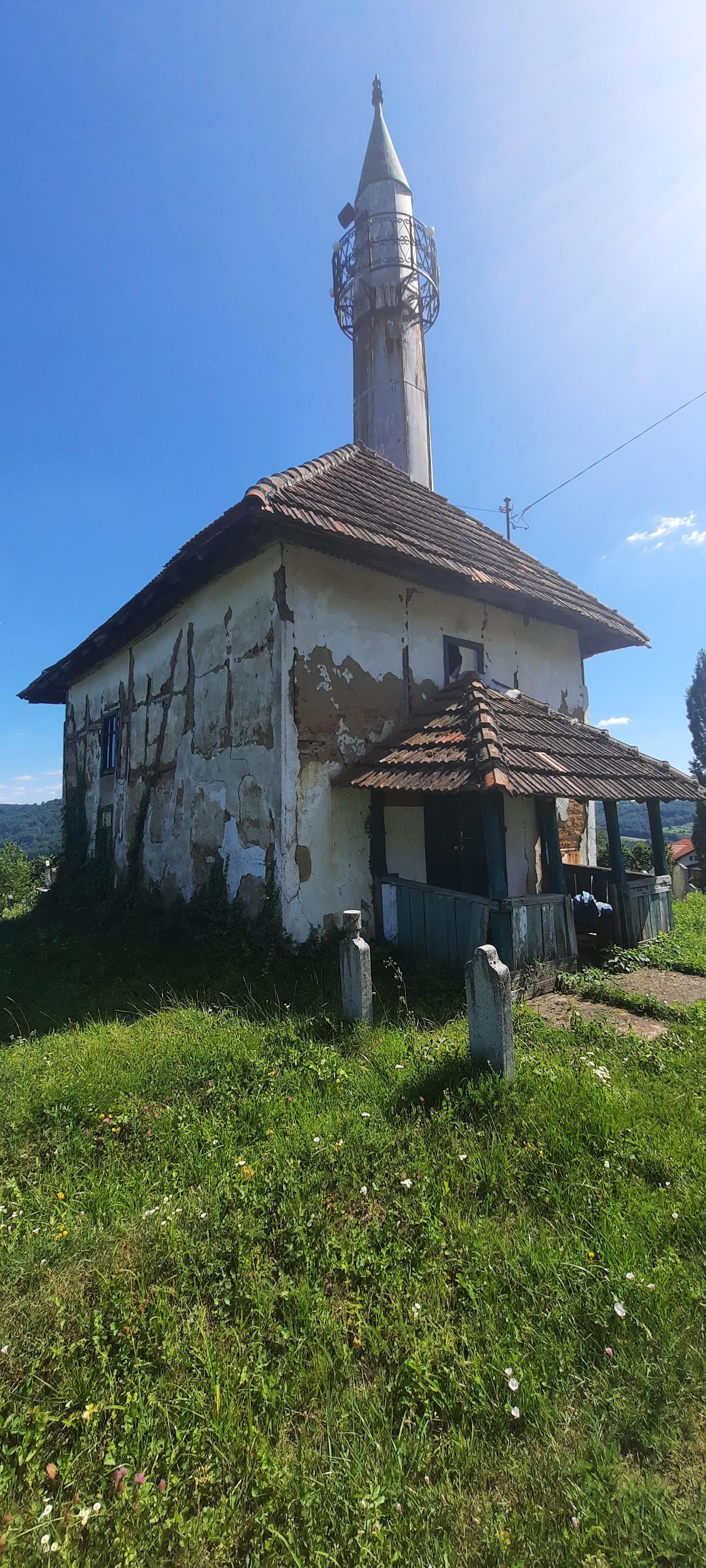 Donja džamija izgrađena 1910. godine - Avaz