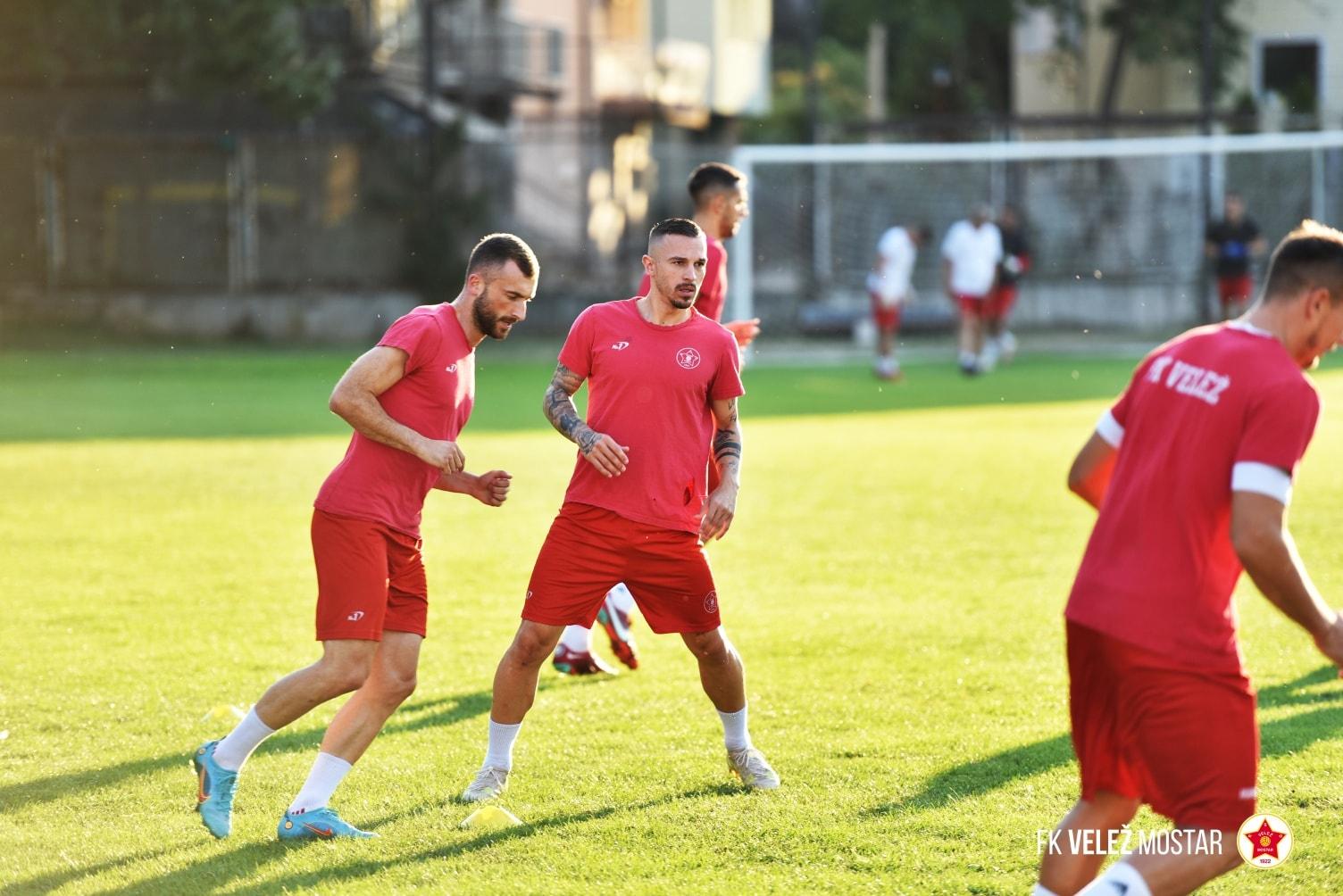 Velež favorit protiv Hamruna, Tuzla totalni autsajder u Alkmaru