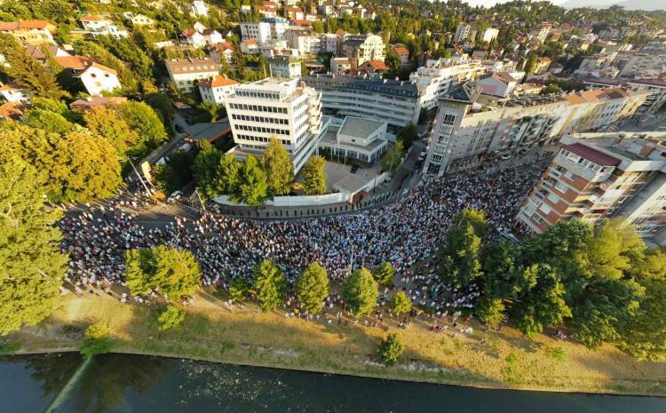 Gordan Duhaček: Kako je došlo do protesta u Sarajevu? Ovih pet stvari trebate znati