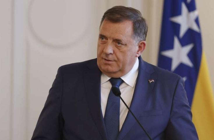 Dodik considers High Representative Schmidt's letter a provocation