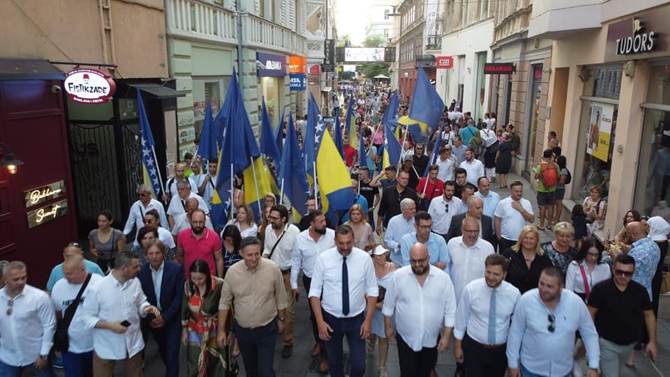 Bećirović: Razgovarao sa brojnim građanima Starog Grada - Avaz