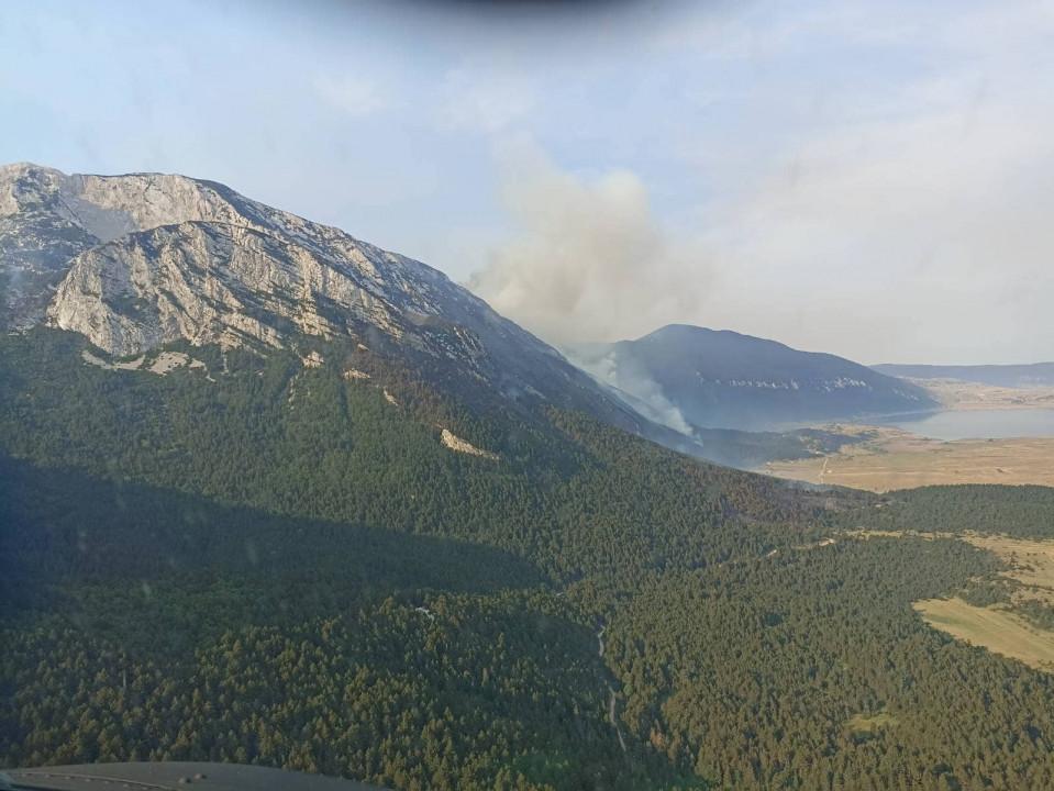 Stanje na požarištu u Neumu znatno bolje