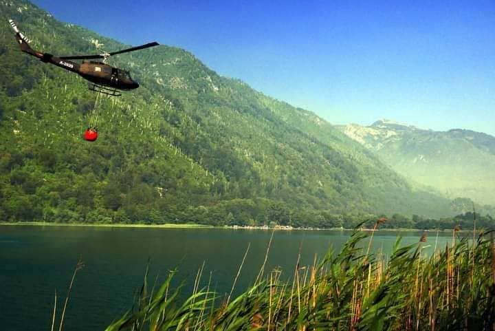 Helikopteri OS BiH uspješno okončali misiju gašenja požara u općini Neum