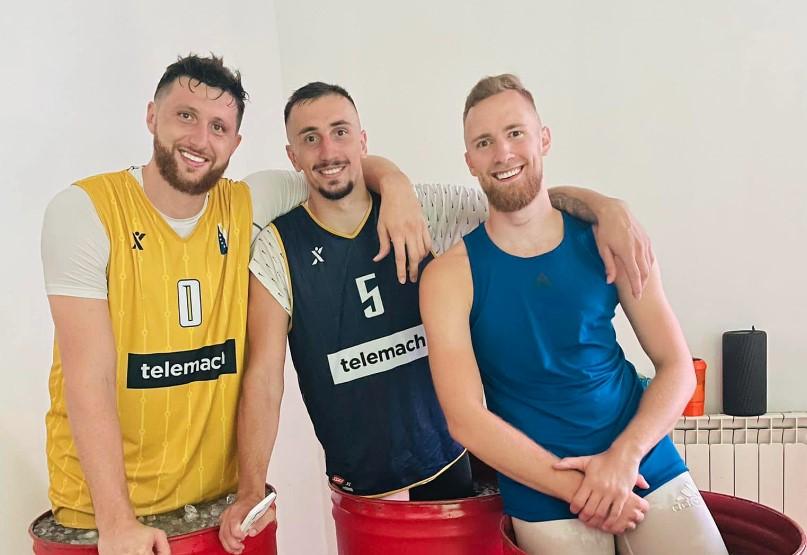 Musa, Nurkić i Atić osvanuli na zajedničkoj fotografiji, pa poručili: "Timski duh, jedan tim"