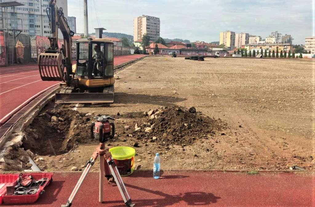 Mašine ponovo na stadionu u Tuzli - Avaz