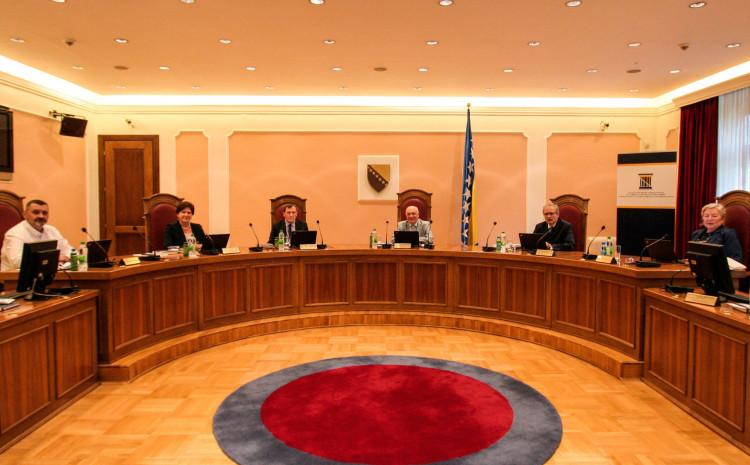 Ustavni sud BiH danas donosi odluku o Zakonu o nepokretnoj imovini RS-a