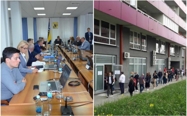 From today's session, the unemployed in front of the bureau - Avaz