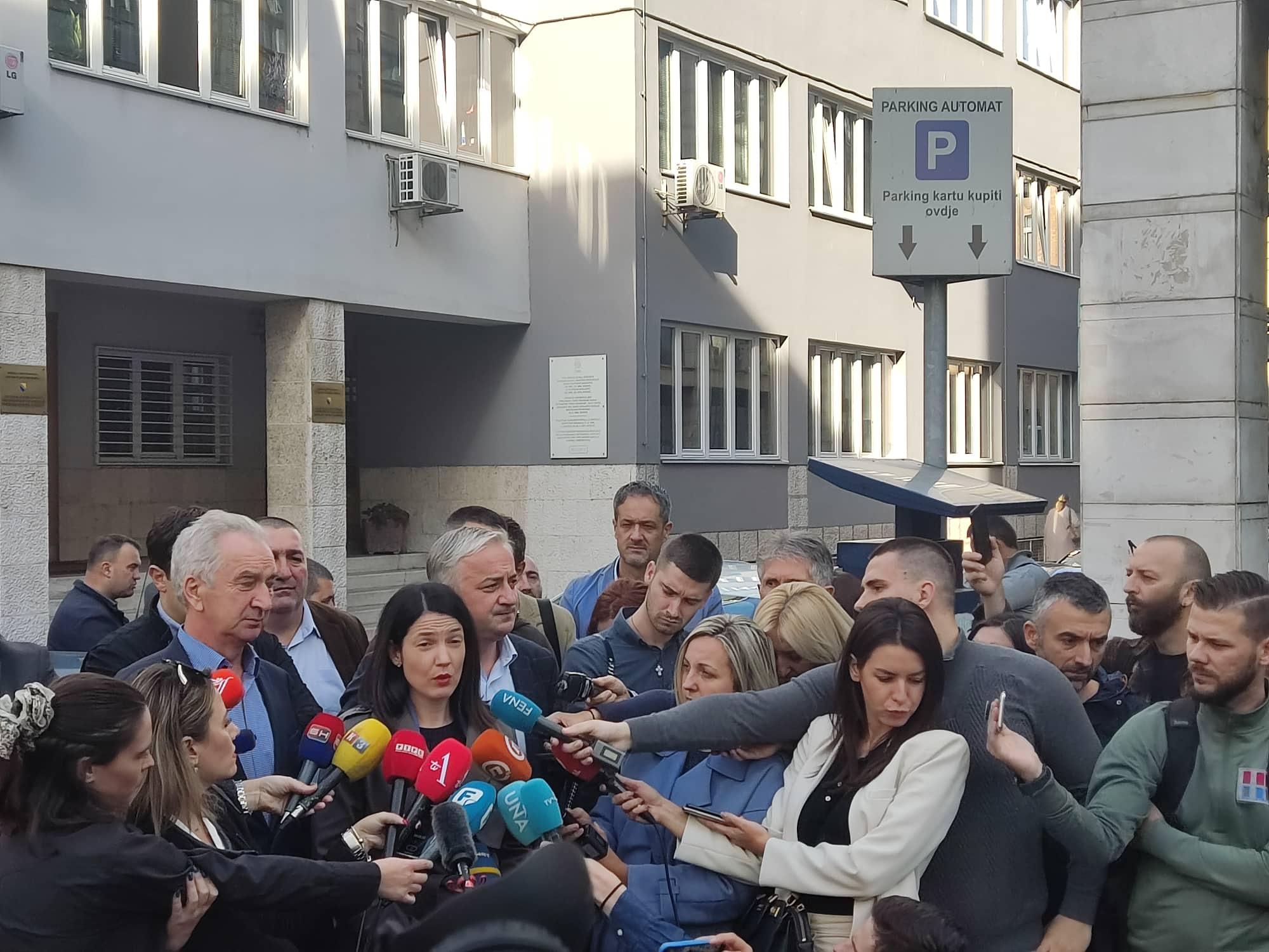 Trivić: Tužit će režimske medije iz RS - Avaz