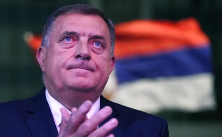 Dodik opet napada Šmita: On je najveća prijetnja miru u BiH