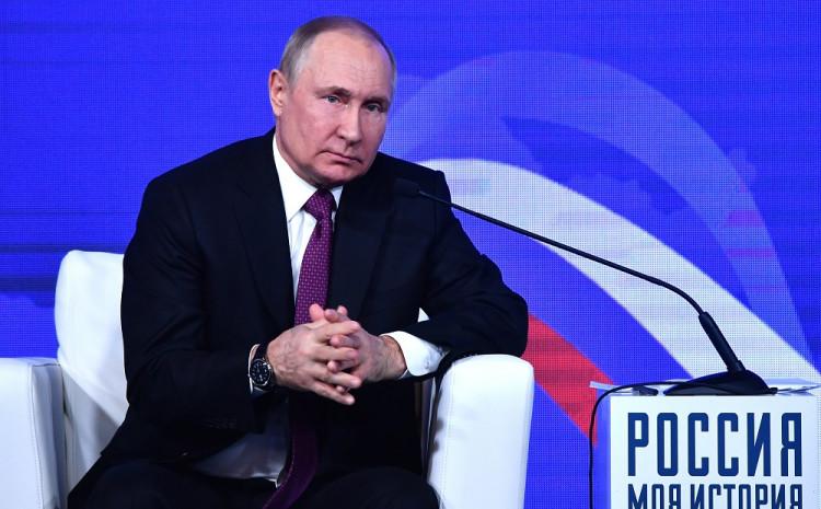 Putin: Hirošima je dokaz da ne morate napasti veliki grad kako bi dobili rat