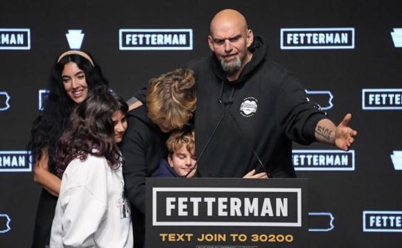 Demokrat John Fetterman osvojio senatorsko mjesto u Pennsylvaniji - Avaz