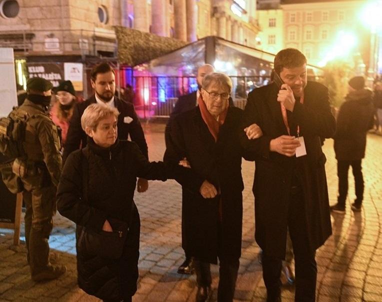 Legendarni Miroslav Ćiro Blažević bio na dočeku hrvatskih fudbalera