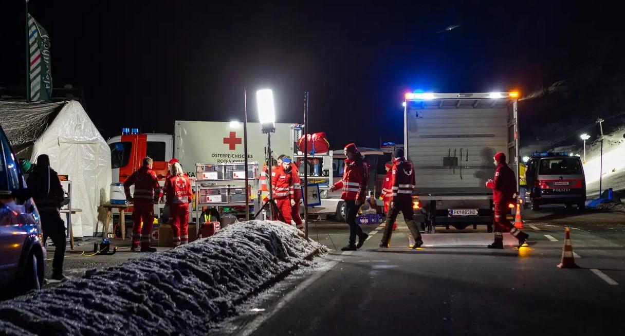 Od osmoro pronađenih, šest ih je nepovrijeđeno - Avaz