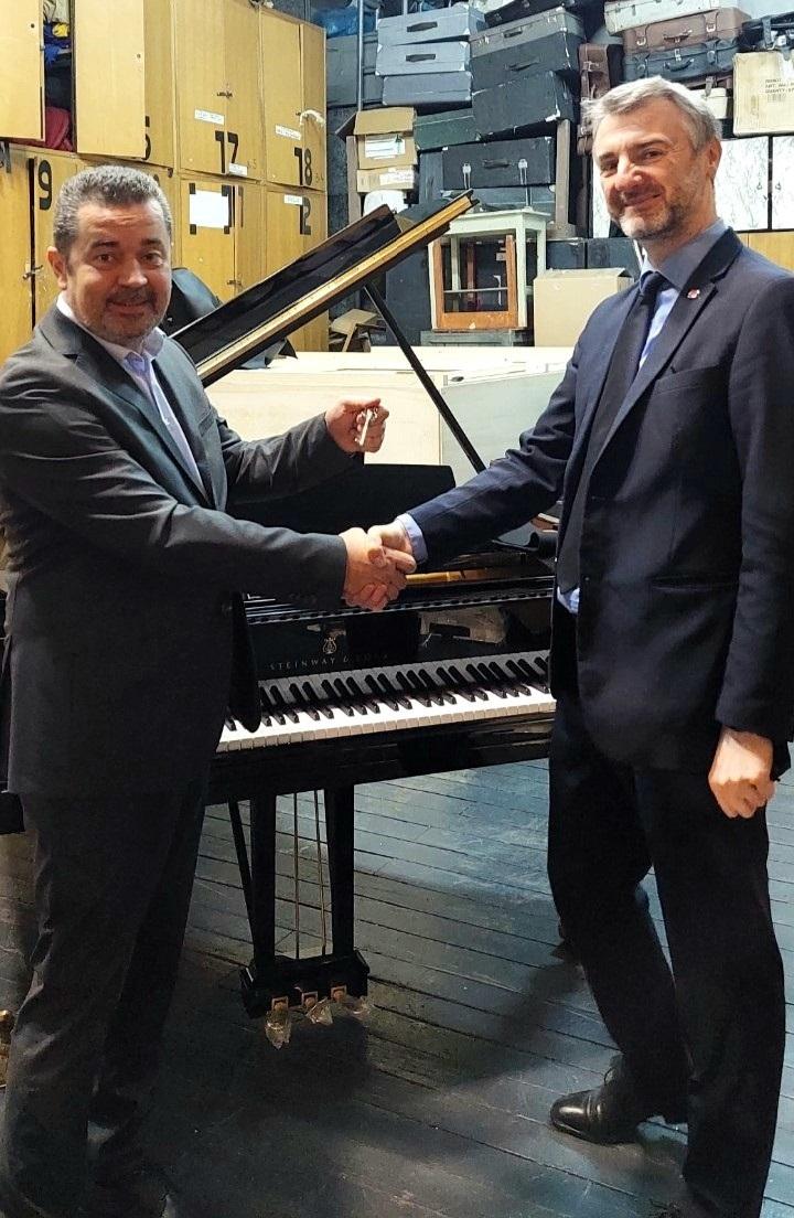 Novi klavir stigao u Sarajevsku filharmoniju - Avaz