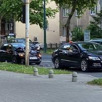 Saobraćajna nesreća u Sarajevu: Velika šteta na automobilima, policija na terenu