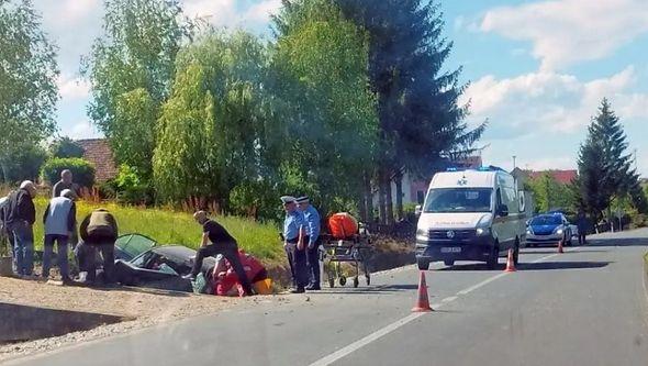 Vozač Mercedesa sletio s ceste - Avaz