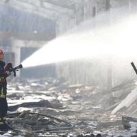 Dvoje ozlijeđeno u požaru u tvornici za proizvodnju raketnog goriva 'Ede pro'
