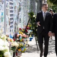 Blinken u posjeti Ukrajini: Posjetio Zid sjećanja i odao počast stradalim u ruskoj agresiji