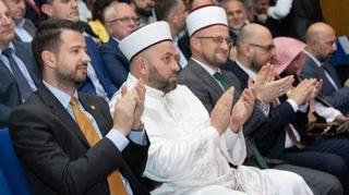 Milatović na svečanoj maturskoj akademiji Medrese “Mehmed Fatih”: Islamska kultura i tradicija neraskidiv su dio Crne Gore