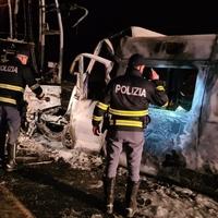 Teška saobraćajna nesreća u Italiji: Direktan sudar Hitne pomoći i autobusa, četiri osobe poginule