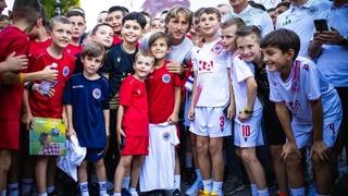 Luka Modrić stigao u Mostar i izazvao opću euforiju