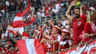 Austrijski navijači skandirali parole krajnje desnice uoči sinoćnje utakmice