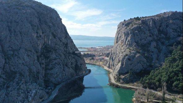 Omiš - Avaz