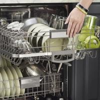 Evo zašto se plastika nikad ne osuši u mašini za pranje suđa