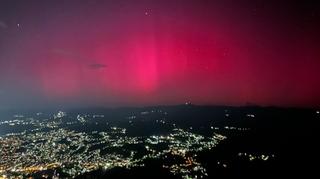 Foto / Čarobni prizori polarne svjetlosti iznad Sarajeva