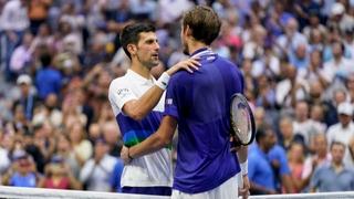 Medvedev je doživio poniženje u Rimu: Šta njegov debakl znači za Đokovića i ATP listu