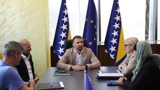 Adnan Delić u posjetu primio predstavnice udruženja „Koraci nade“ Tuzla

