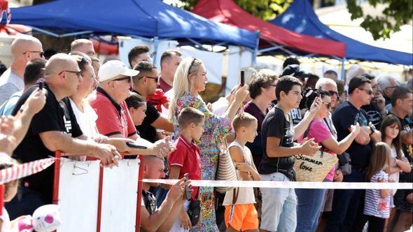 "Stunt Show" na Trgu Slobode u Tuzli - Avaz