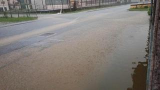 Nevrijeme pogodilo Cazin i Krajinu: Poplavili objekti i putevi