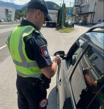 Svakodnevne kontrole saobraćaja - Avaz